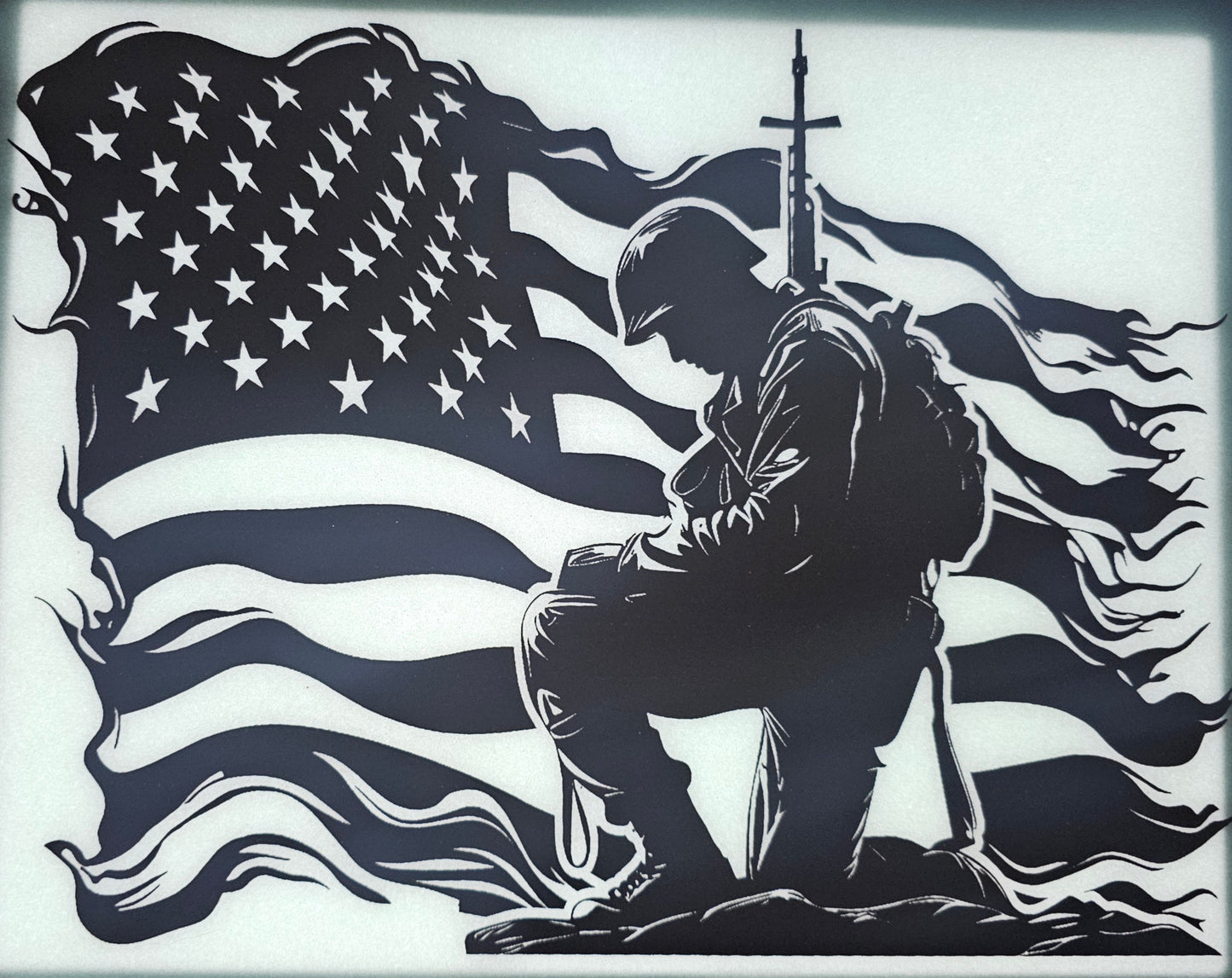 Soldier on knee American Flag - Transfer