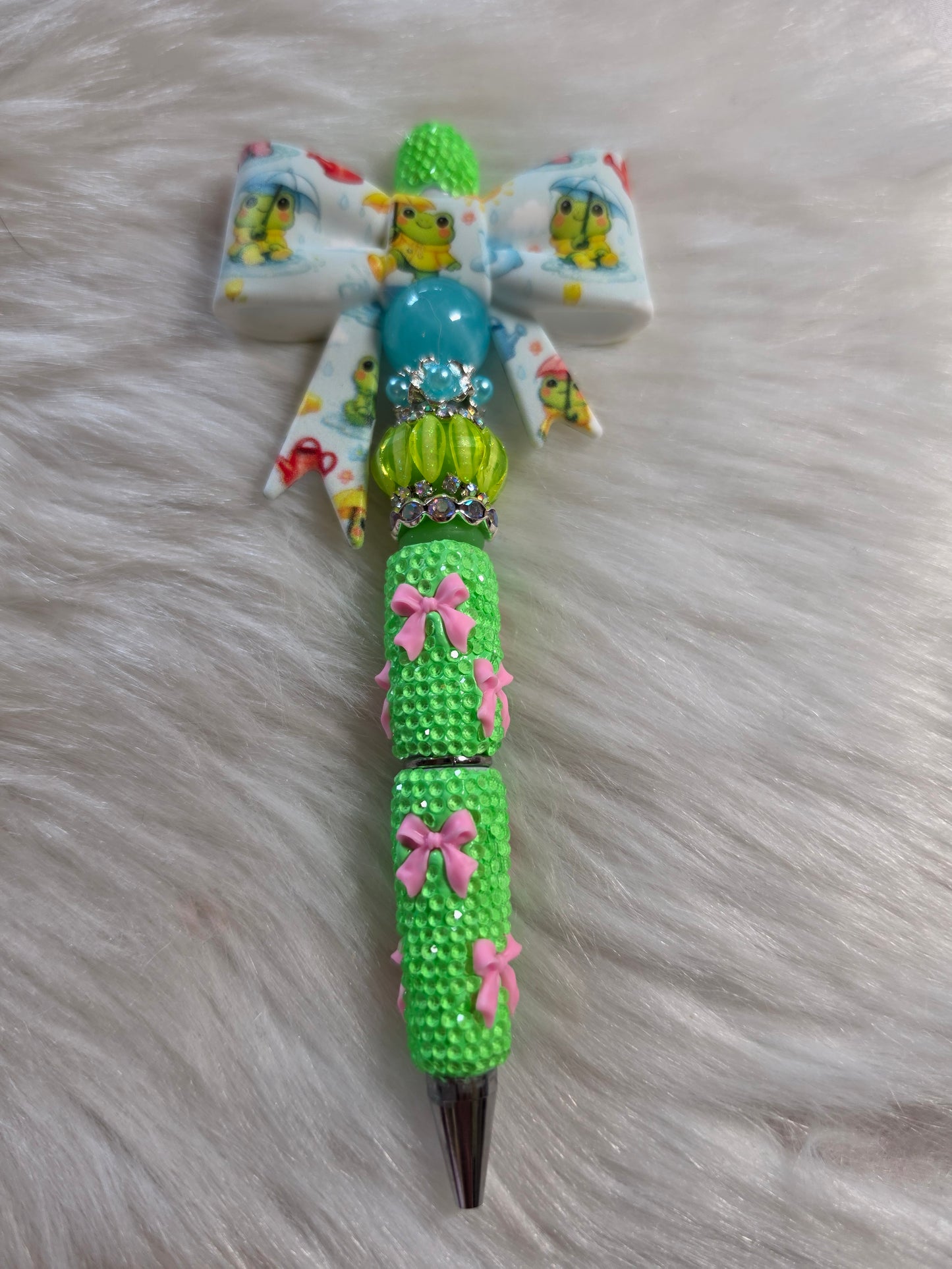 Ready to Ship - Turtle Bow Bright Green Pen with Pink Bows
